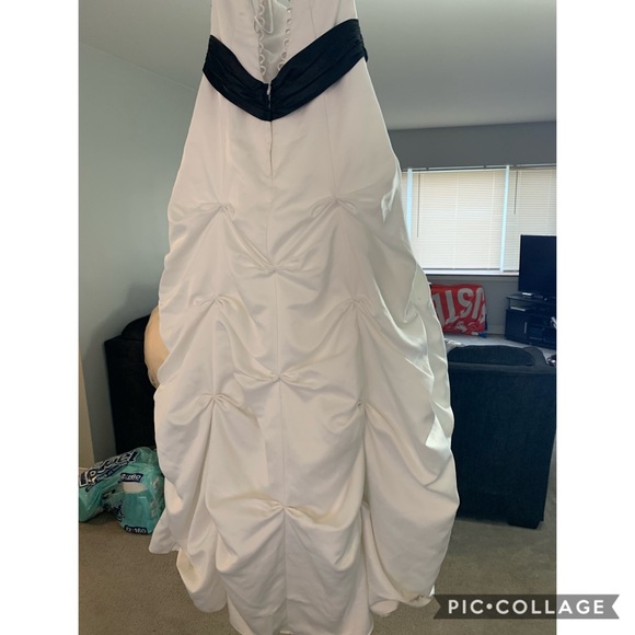 White Ruffled Dress - Picture 4 of 6